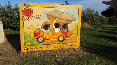 Smiths' Apples and Farm Market